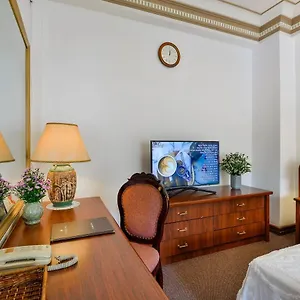 3* Hotel The Spring
